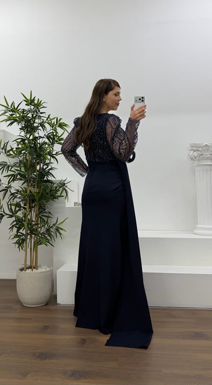 Lacivert İşlemeli  Bel Detaylı Şifon Büyük Beden  Abiye Elbise