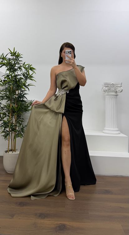 Bej Tek Omuz Taş Detay Büyük Beden Abiye Elbise