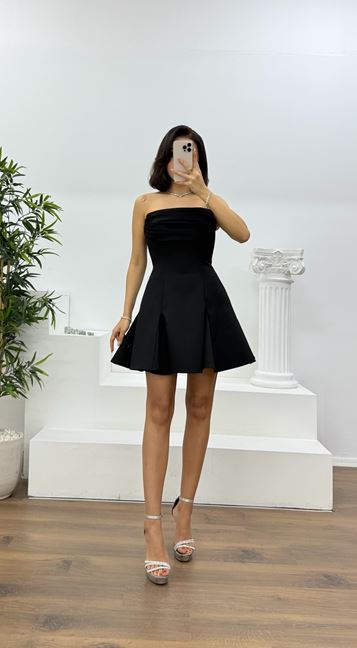 Siyah Straplez Drapeli Mini Abiye Elbise