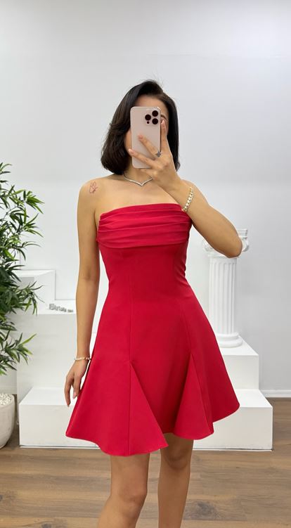 Kırmızı Straplez Drapeli Mini Abiye Elbise