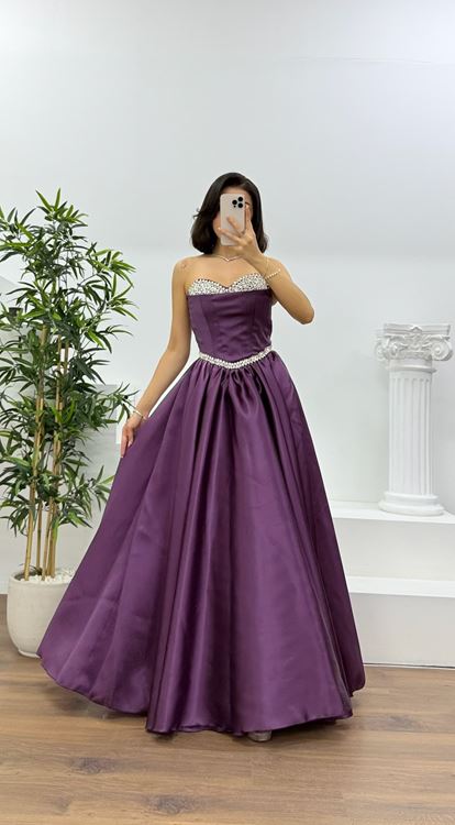 Mürdüm Prenses Kesim Kabarık Taşlı Straplez Abiye Elbise