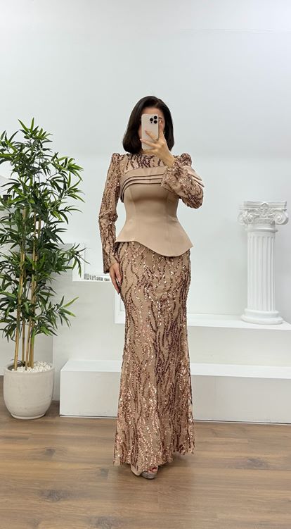 Bakır Saten Büstiyerli Payetli Balık Abiye Elbise