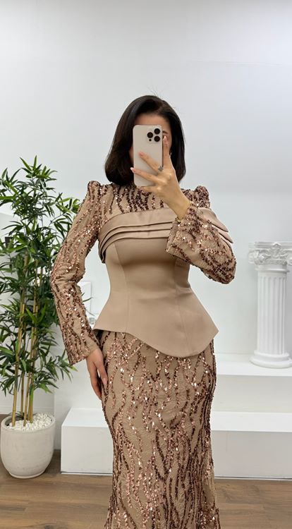 Bakır Saten Büstiyerli Payetli Balık Abiye Elbise