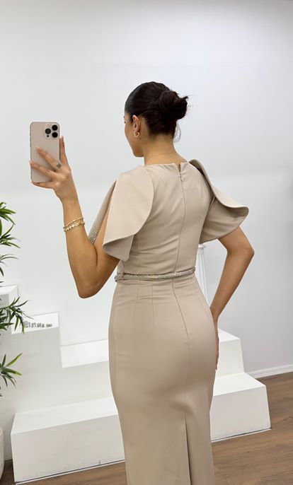 Vizon Pelerin Kol Payet Detaylı Abiye Elbise