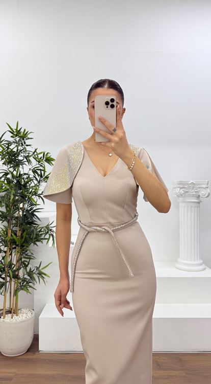 Vizon Pelerin Kol Payet Detaylı Abiye Elbise