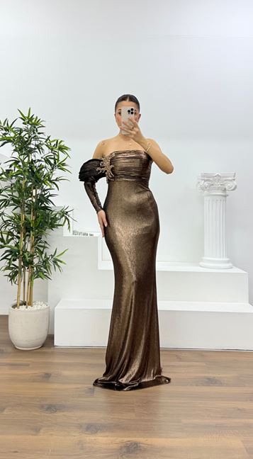 Bakır Tek Omuz Pile Kollu Taş Aplikeli Abiye Elbise