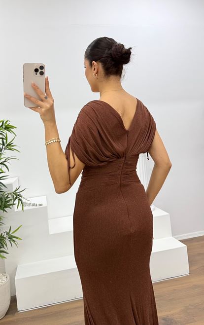 Kahverengi  V Yaka Simli Kalın Askılı  Abiye Elbise