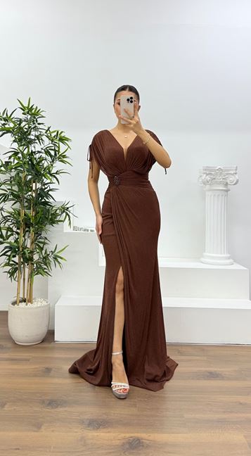 Kahverengi  V Yaka Simli Kalın Askılı  Abiye Elbise