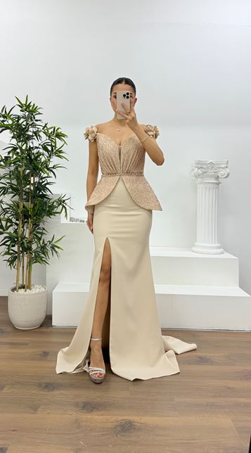 Bej Simli Çiçek Askılı Peplum Kesim Uzun Abiye Elbise