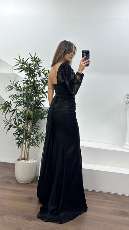 Siyah Dantelli Tek Omuz, Drapeli ve Kuyruklu Abiye Elbise