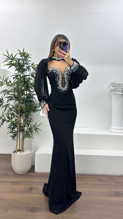 Siyah V Yaka Dekolteli Tül Balon Kollu Abiye Elbise