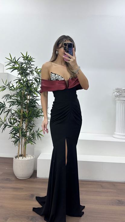 Siyah-Bordo Straplez Yaka, Dökümlü Yan Kol Detaylı Abiye Elbise