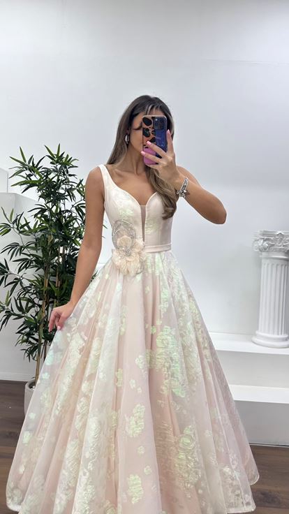 Pudra A-Kesim Etekli, Çiçek Baskılı Zarif Abiye Elbise