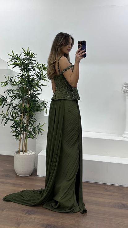 Nefti İnci Detaylı Zarif Kesim Şifon Abiye Elbise