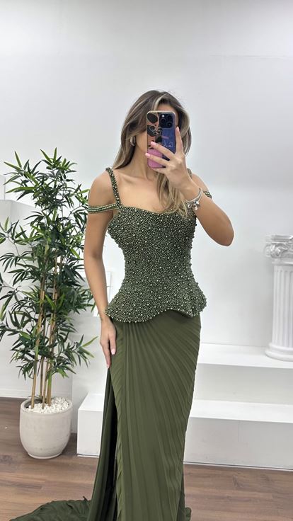 Nefti İnci Detaylı Zarif Kesim Şifon Abiye Elbise