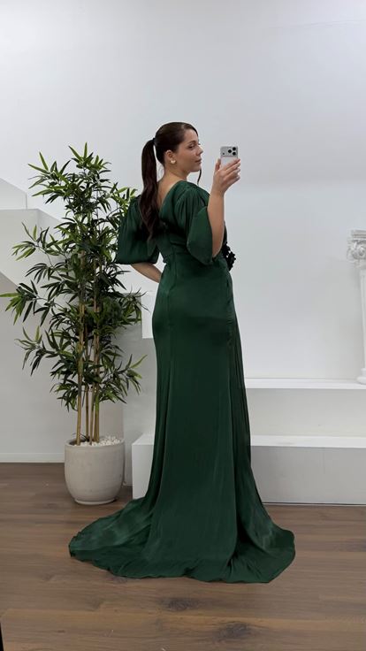Zümrüt V Yaka Şifon Büyük Beden Abiye Elbise