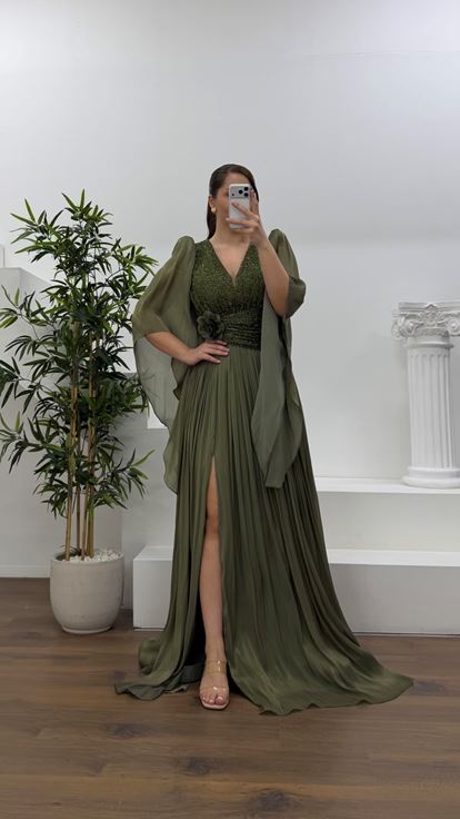 Olive V Yaka Beli Çiçekli Büyük Beden Abiye Elbise