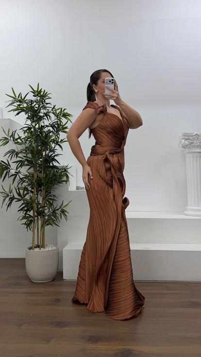 Tarçın Volan Detay Büyük Beden Abiye Elbise