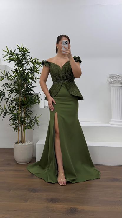 Olive Çiçek Askılı Peplum Kesim Büyük Beden Abiye Elbise