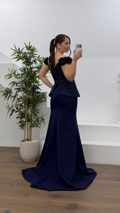 Lacivert Çiçek Askılı Peplum Kesim Büyük Beden Abiye Elbise