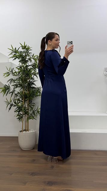 Lacivert Saten Çiçekli Tesettür Büyük Beden Abiye Elbise