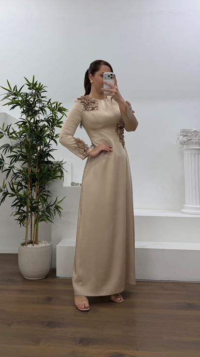 Gold Saten Çiçekli Tesettür Büyük Beden Abiye Elbise