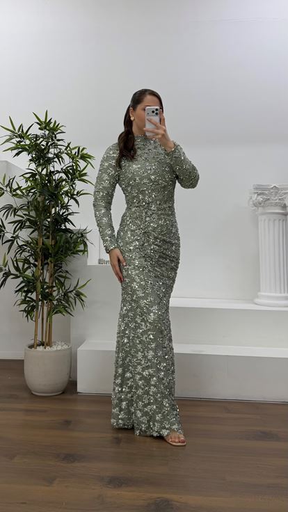 Mint Yeşili Beli Drapeli Pul Payet Büyük Beden Abiye Elbise