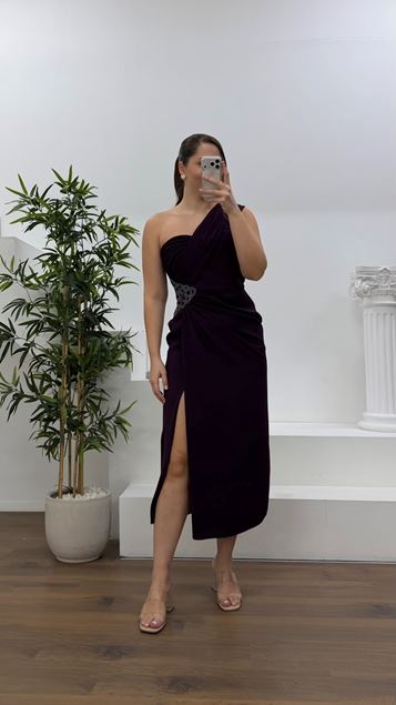 Mürdüm Taş Motifli Drapeli Büyük Beden Abiye Elbise