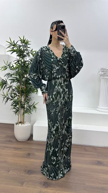 Robe de soirée droite émeraude à décolleté en V profond et manches chauve-souris