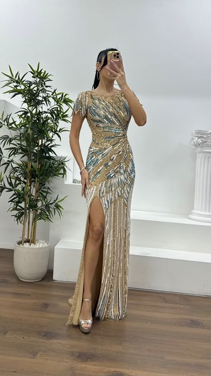 Krem-Mavi Kraliyet Kanat Kol Detaylı Yoğun Boncuk İşlemeli Abiye Elbise