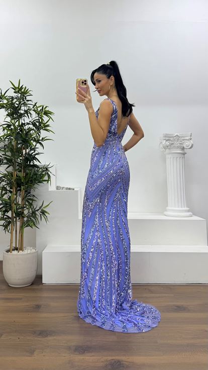 Lila Payet Akış Desenli Kalın Askılı Abiye Elbise