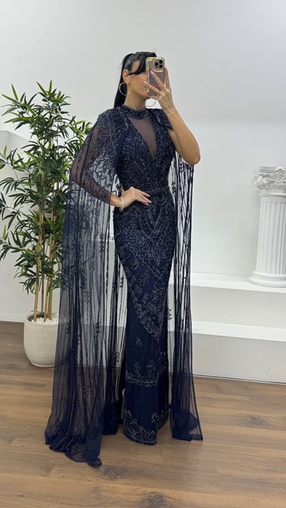 Lacivert V Yaka Kısa Kollu, Pelerinli Abiye Elbise