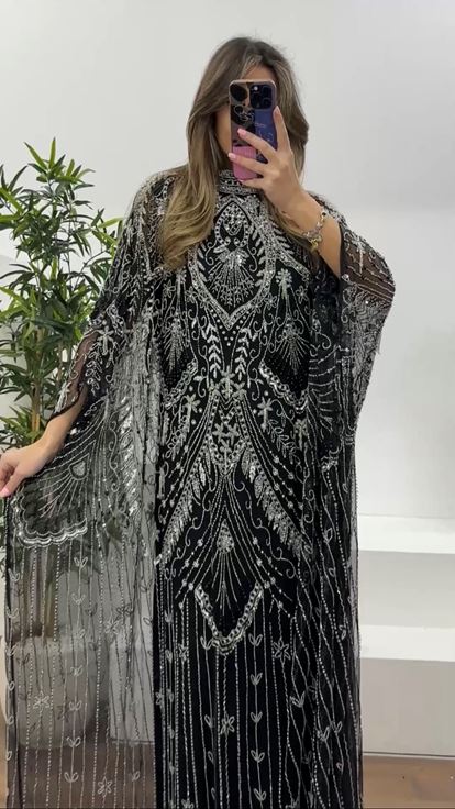 Siyah-Gümüş Yarasa Kol Detaylı Abiye Elbise
