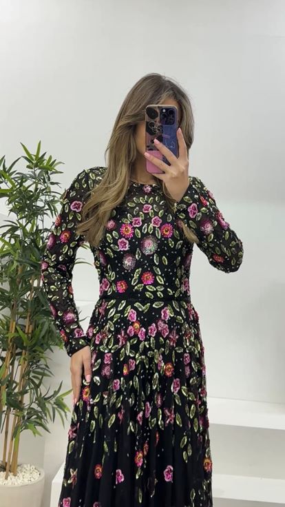 Siyah Miks Çiçek Desenli ve Payet İşlemeli Bisiklet Yaka Tül Abiye Elbise