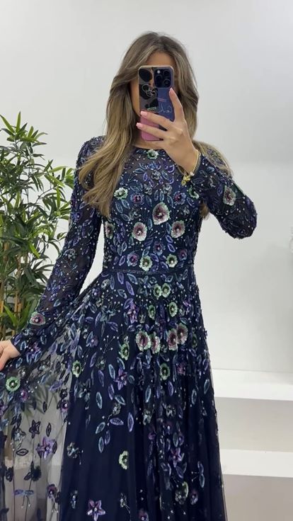 Lacivert Çiçek Desenli ve Payet İşlemeli Bisiklet Yaka Tül Abiye Elbise