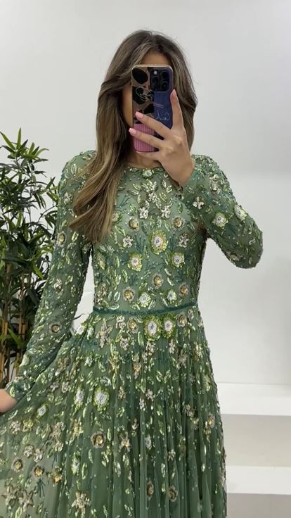 Yeşil Çiçek Desenli ve Payet İşlemeli Bisiklet Yaka Tül Abiye Elbise