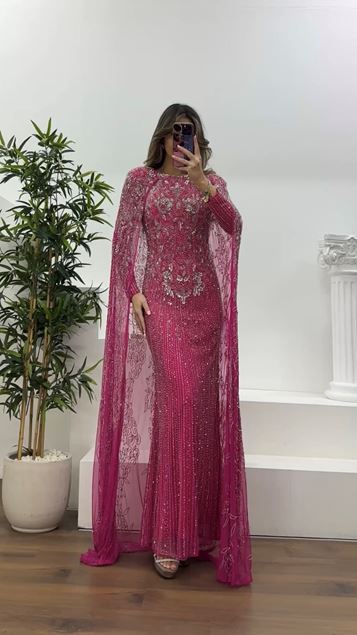 Fuşya Vintage Motif İşlemeli Uzun Abiye Elbise