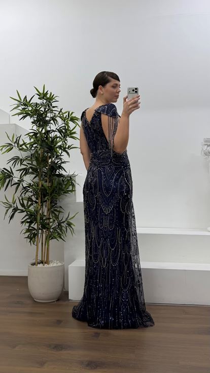 Lacivert V Yaka   Zincir Püskül Detaylı Abiye Elbise