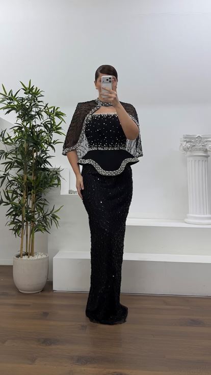 Siyah Straplez  Pelerinli Pul Payet Büyük Beden Abiye Elbise