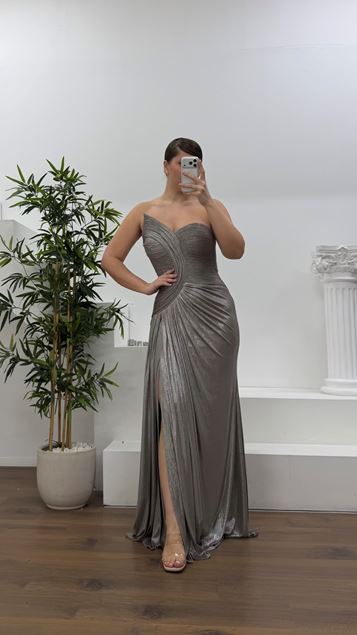 Vestido de noche asimétrico  curvo  drapeado  sin tirantes  talla grande