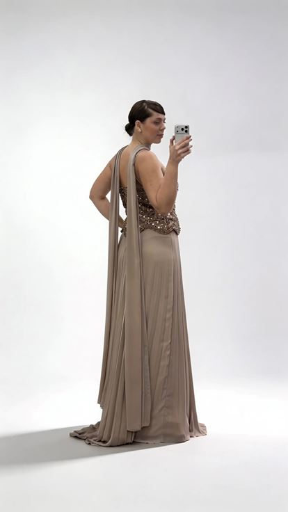 Langes Abendkleid in Übergröße aus braunem Chiffon mit Herzausschnitt und Perlenbesatz 