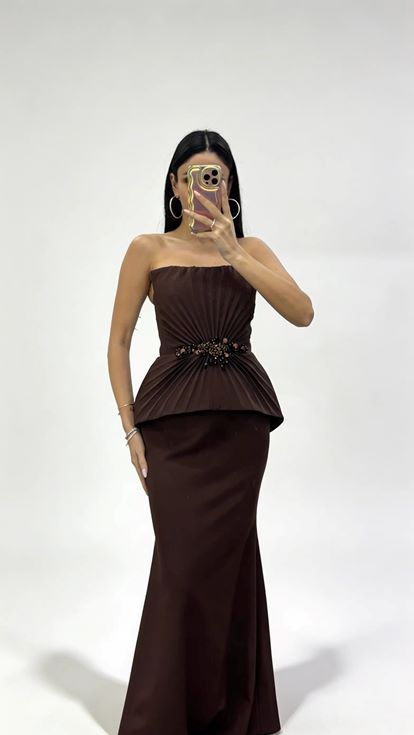 Kahverengi Zarif Piliseli Peplum Üst  Taş İşlemeli Uzun Abiye Elbise