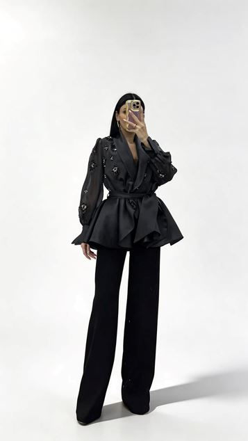 Set aus schwarzem  perlenbesetztem Chiffon Jacket und eleganter Hose