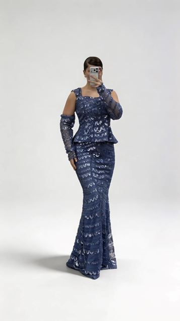 Indigoblaues  schulterfreies  langärmeliges Pailletten Abendkleid in Übergröße