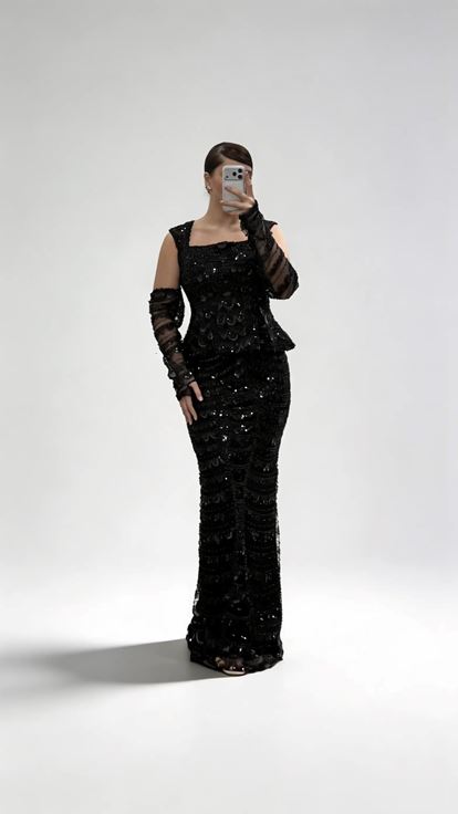 Schwarzes schulterfreies  langärmeliges Pailletten Abendkleid in Übergröße