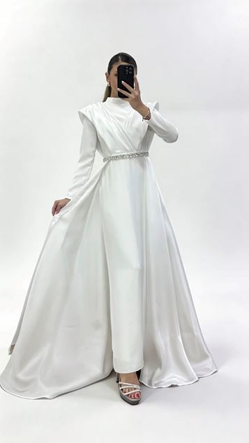 Beyaz Hakim Yaka Omuz Drape Detaylı Tesettür Abiye Elbise