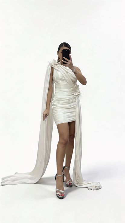 Krem Omuz Ve Bel Çiçek Detaylı Tek Omuz Drapeli Abiye Elbise