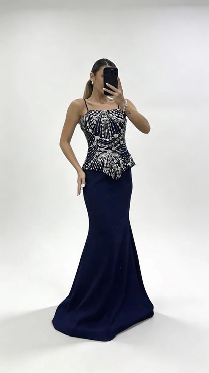 Lacivert İnci Askılı Boncuk İşlemeli Balık Model Abiye Elbise