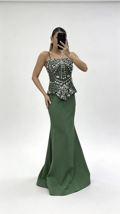 Haki İnci Askılı Boncuk İşlemeli Balık Model Abiye Elbise