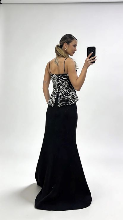 Siyah İnci Askılı Boncuk İşlemeli Balık Model Abiye Elbise